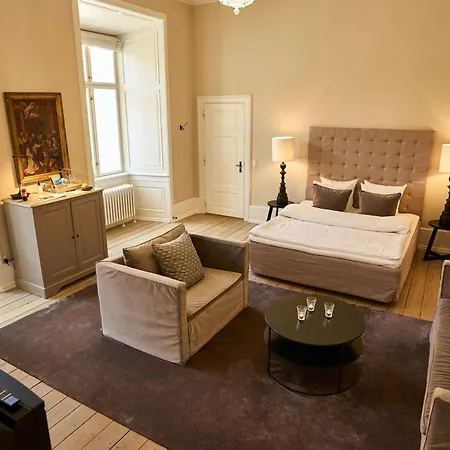 Hotel Holckenhavn Slot