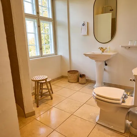 Holckenhavn Slot Hotel 4*