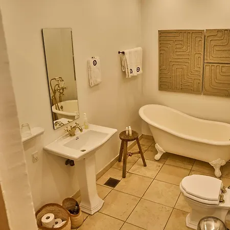 Holckenhavn Slot Hotel