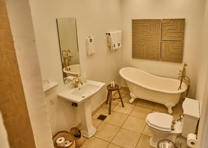 Holckenhavn Slot Отель