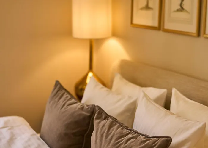 Holckenhavn Slot Отель 4*